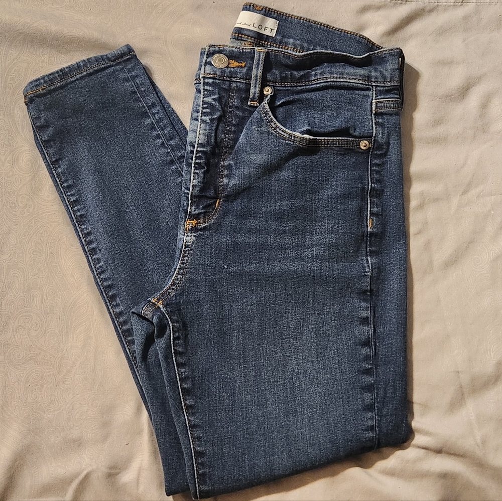 LOFT The Skinny High Rise Petite Dark Wash Jeans - 28/6
